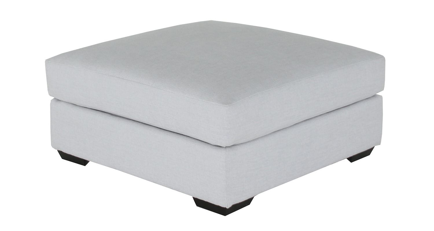 Ottomans Canada – Stylish & Functional Accent Ottomans | Couch9