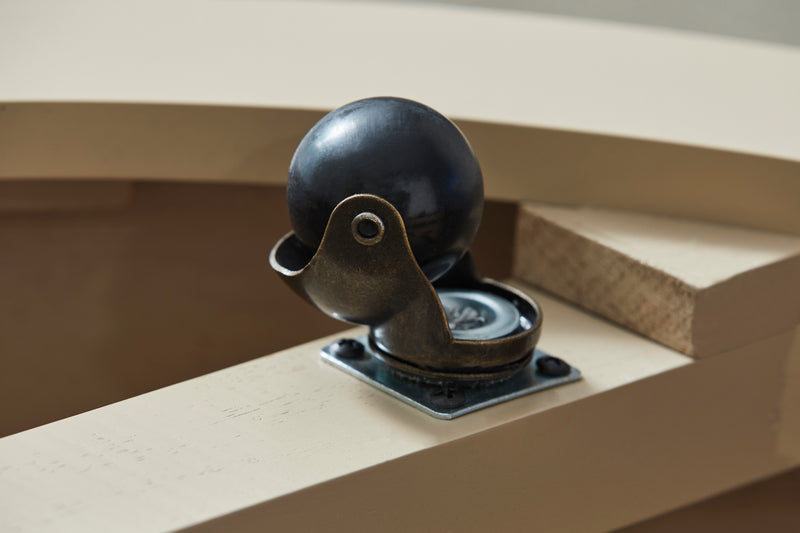 Jorielyn Square Cocktail Table